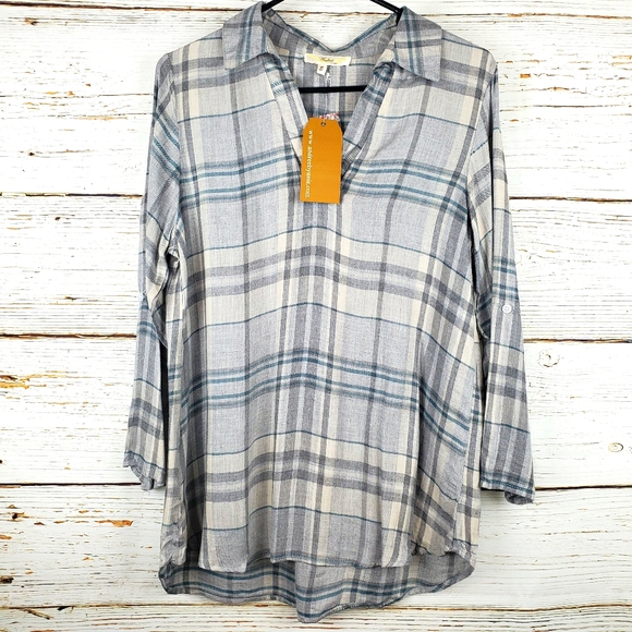 ANDREE BY UNIT Tops - NWT Andree by Unit Plaid Pullover Blouse
